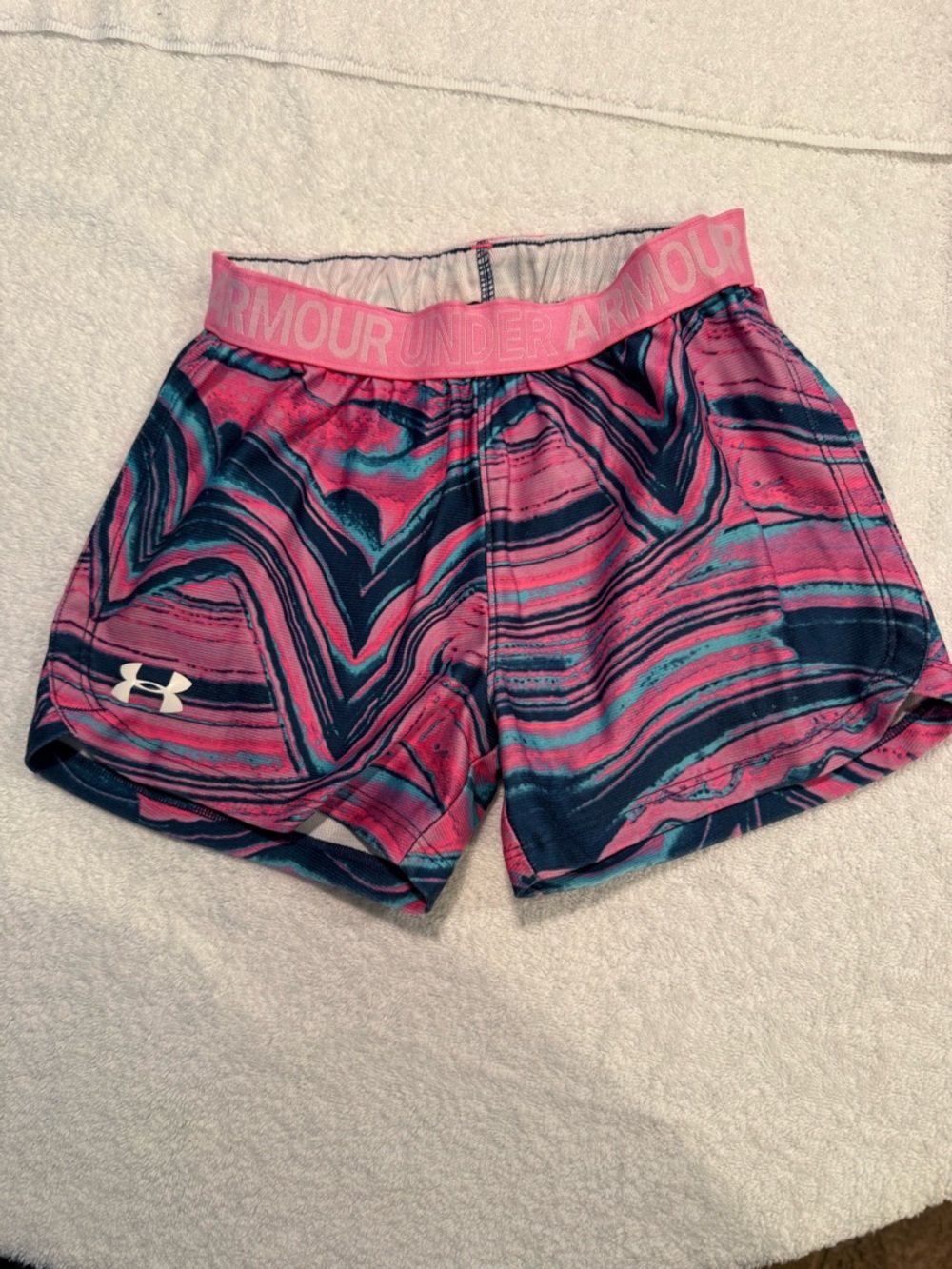 Bundle of 2 pair of girls size 6 Athletic Shorts, Under Armour & Nike. - Picture 2 of 8